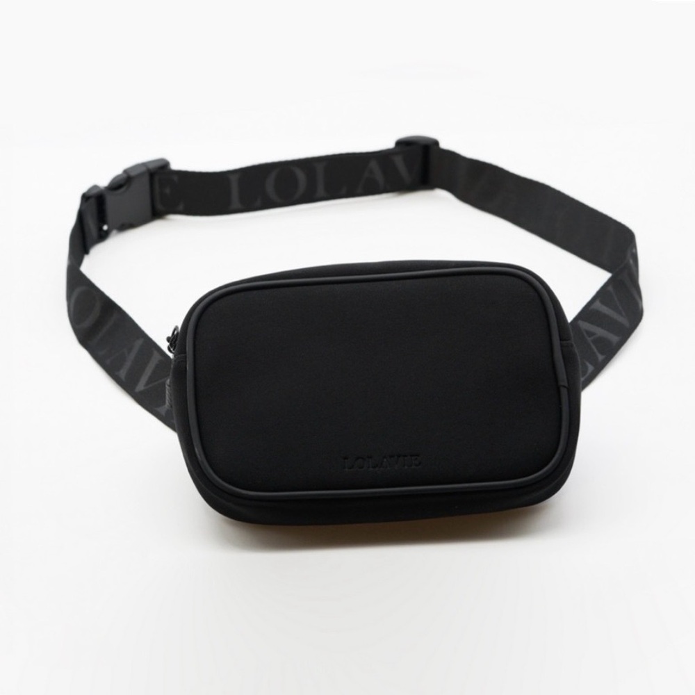 💚LolaVie Black Crossbody/Fanny Pack Bag